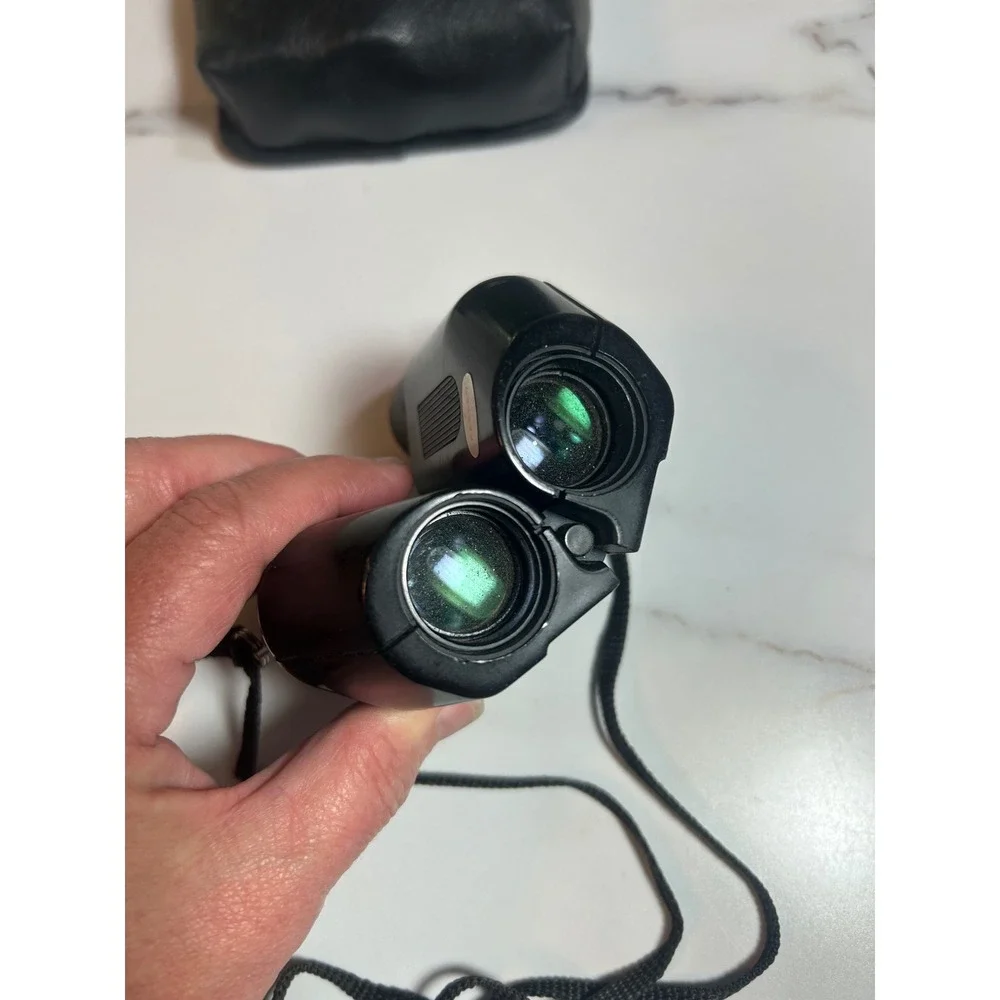 Minolta Compact 7x21 7.5 Multi Coated Binoculars with Case Made in Japan Black
